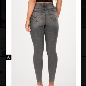 YMI Jeans- Wannabettabutt High Rise Skinny